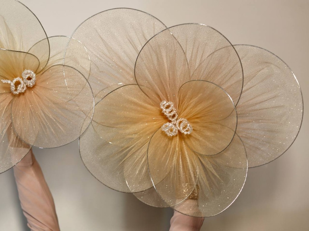 Fiore gigante in tulle